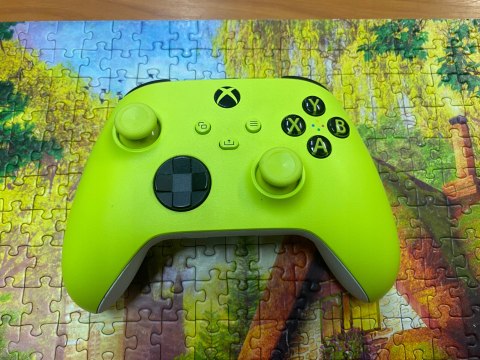 Kontroler Xbox Series Electric Volt