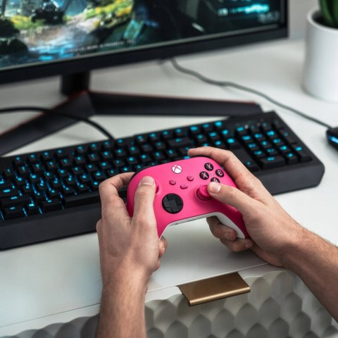 Pad bezprzewodowy Microsoft Xbox Series X S Deep Pink