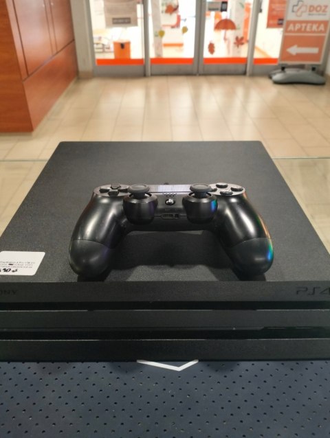 Konsola Sony PlayStation 4 pro 1 TB czarny